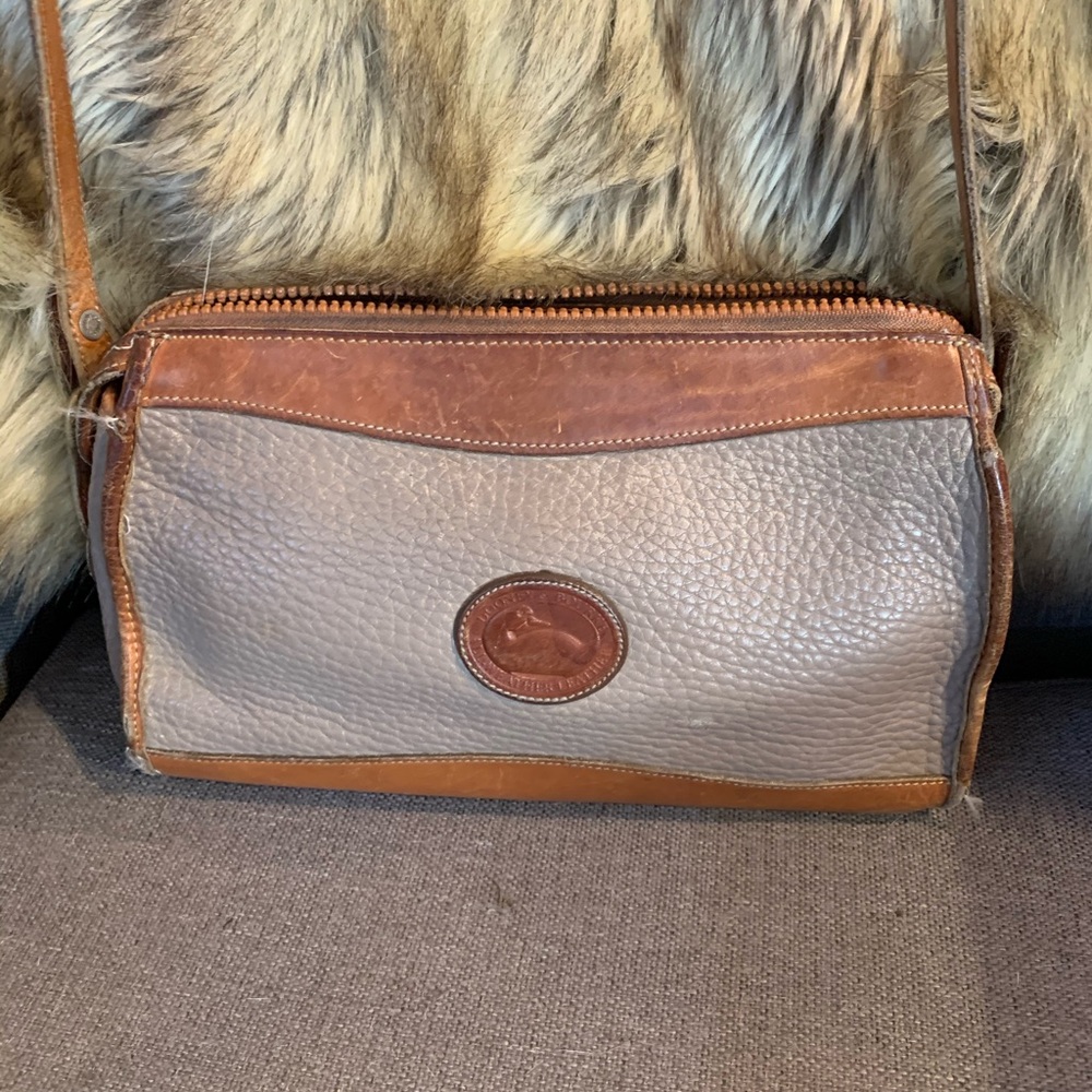 Dooney & Bourke crossbody purse